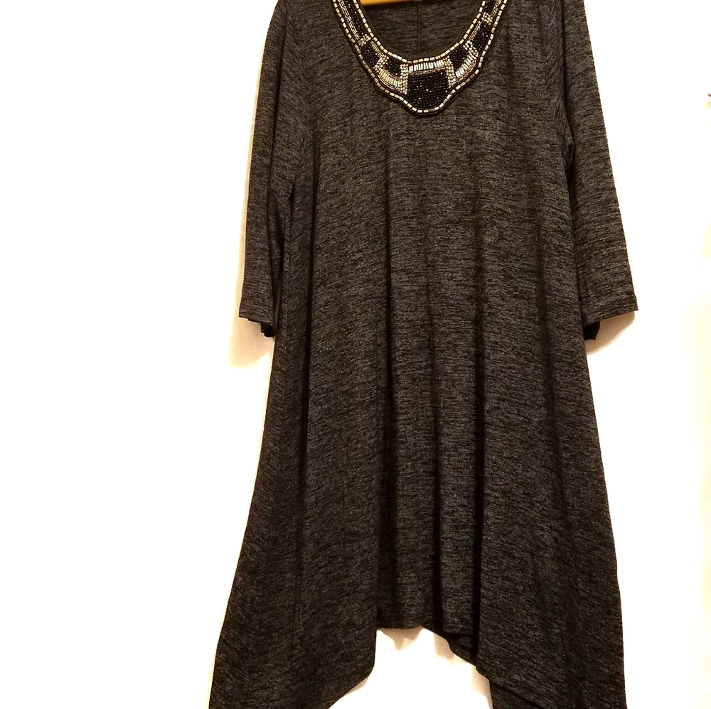 3X KNIT EMBELLISHED SHARK BITE DRESS
